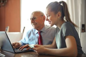 Read more about the article What are the Downsides of BNPL? Can Personal Loans Be a Better Option?